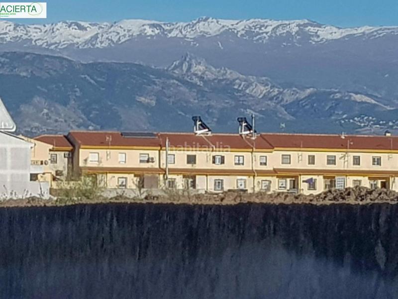 Foto af580d6a-4e15-4478-af2e-8a59e7c5cb71. Maison jumelée avec parking dans Ambroz Vegas del Genil