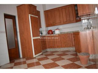Haus in Baena. Casa con gran patio,