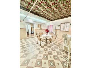 Maison à Baena. Grandiosa casa obra nueva,  amueblada, lista para entrar a vivir