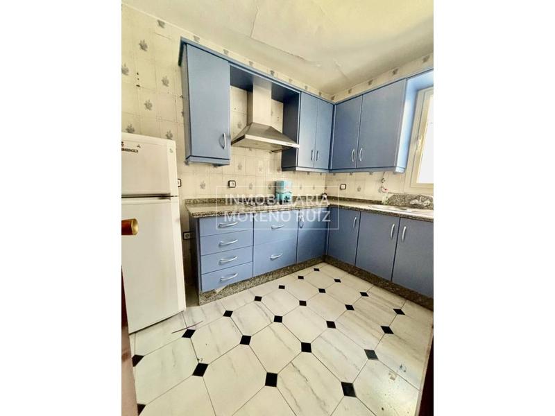 Foto 02121b2c-77cb-4e11-ac79-0fafff4ae26c. Piso amplio piso con ascensor. en Baena