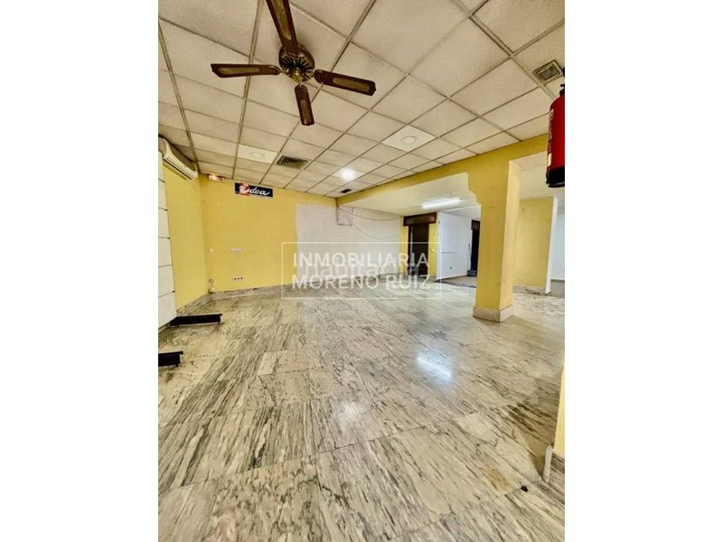 Foto d45dfd3a-1a18-4933-b617-8e0dae9d32a1. Local comercial a Baena