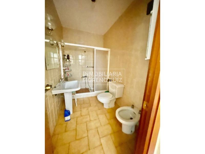 Foto 0402682b-d38e-47bb-a113-c6bc78407a0e. Flat in Baena