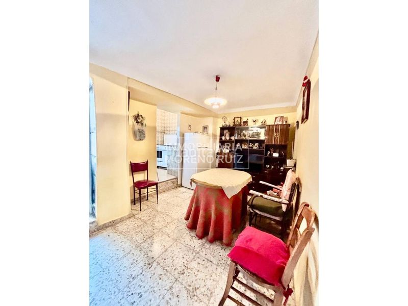 Foto b5532c84-a536-46c3-888c-599a31c33254. Casa a Baena