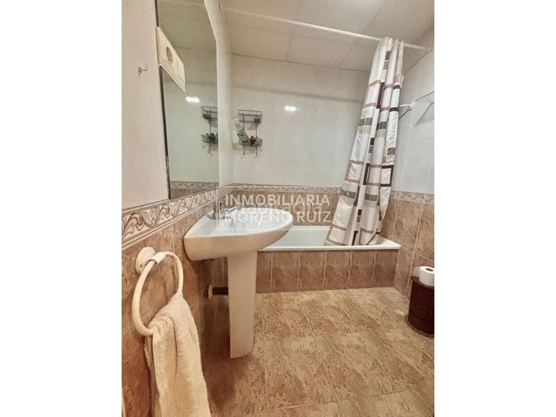 Foto 268a8908-ba21-4249-9940-c093a881c5a8. Duplex dans Baena