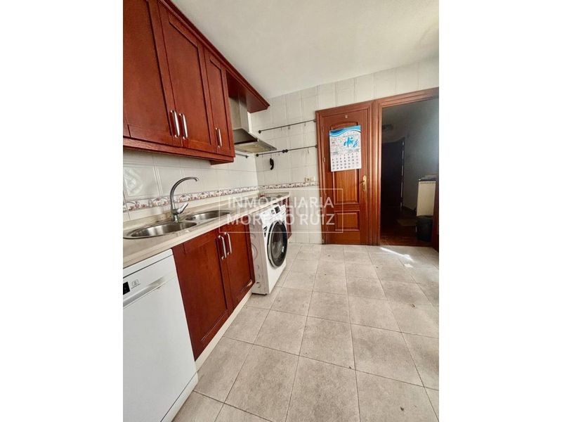 Foto 36a1ef74-a6b2-41ff-948b-0db52179d5a7. Duplex dans Baena
