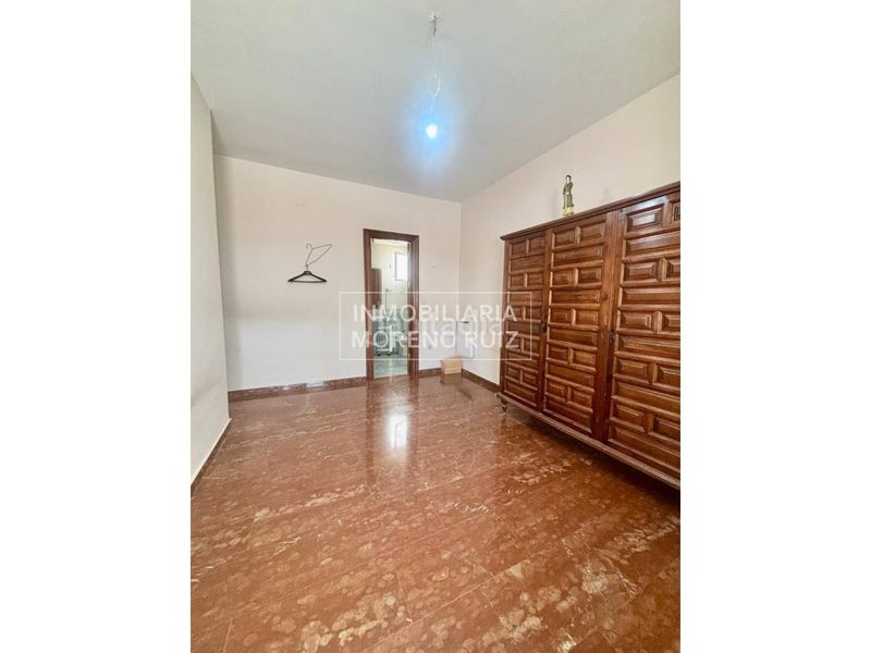 Foto 660b50bd-a263-49e3-ad33-df74b258b1b2. Duplex dans Baena
