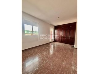 Duplex à Baena. Magnífico duplex con vistas al parque en la mejor zona de baena