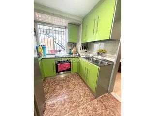 Casa in Baena. Casa muy economica con patio y dos terrazas.