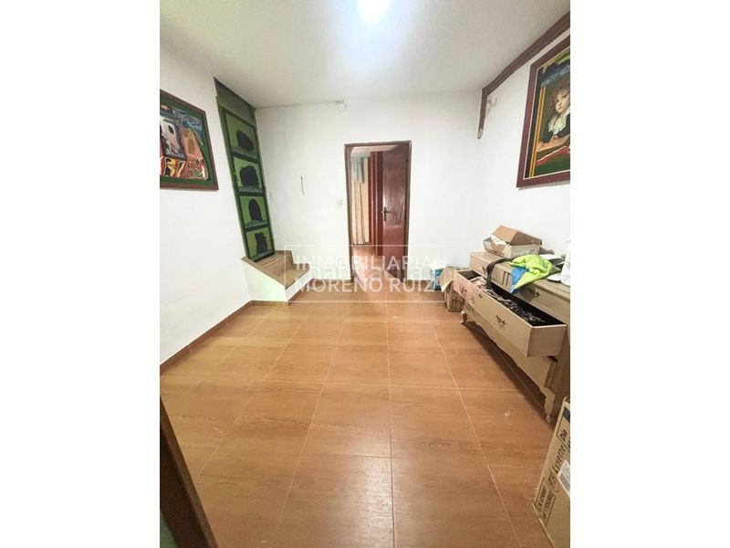 Foto 865f5e2a-c349-46ba-8ec0-75f89cd6c6ea. Casa a Baena