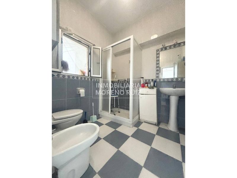 Foto b5384cc2-b078-4d19-9a99-7a96341c57bd. Casa a Baena