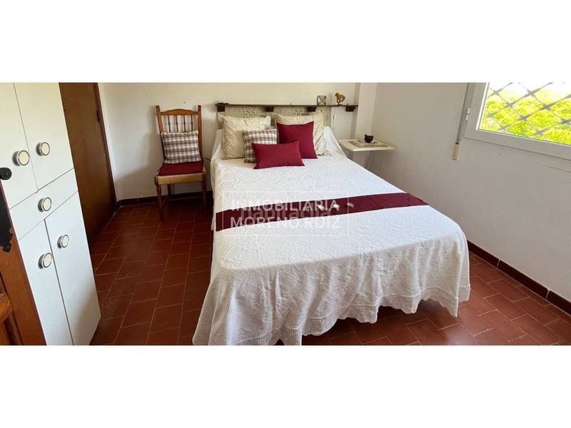 Foto cde5ad74-ca36-4e57-b46f-6ee91a6f2435. Chalet con parcheggio piscina in Centro Bétera