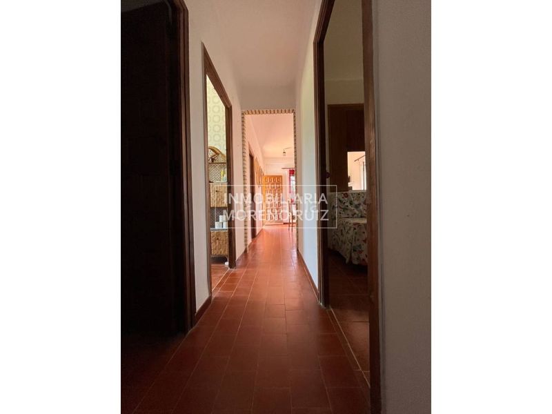 Foto d446b561-7049-4636-a1fa-6109bddb8948. Chalet con parcheggio piscina in Centro Bétera