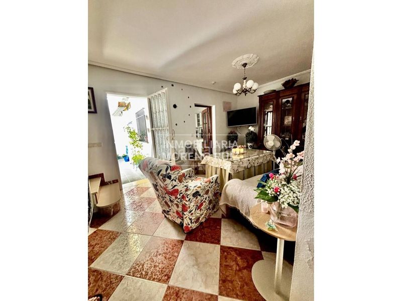 Foto 1f2b2928-207c-46ea-8486-6befe55c90bb. Casa a Baena