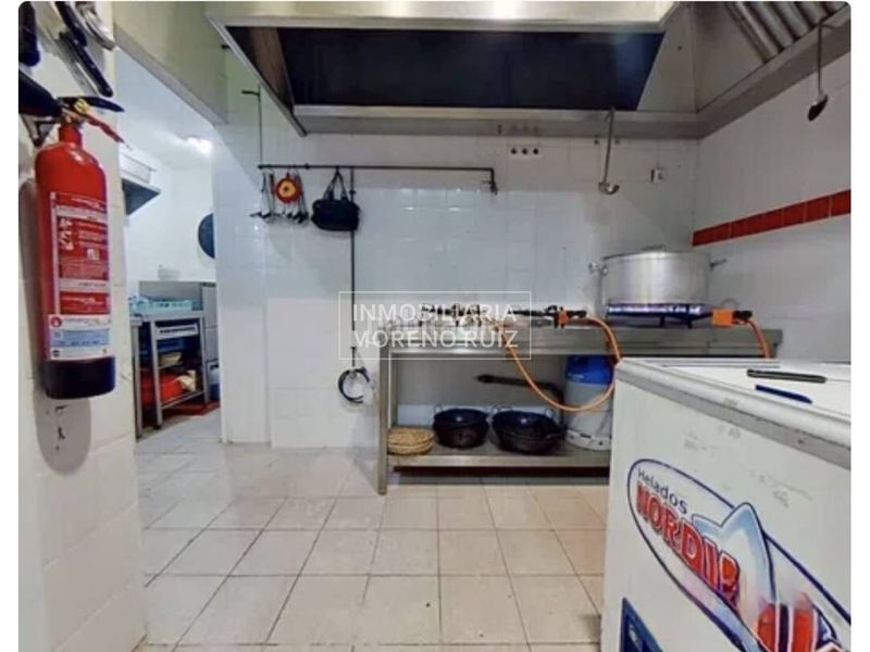 Foto 92a285b4-d0b8-45c0-a773-3778a1f31372. Local comercial a Campello Playa Campello (el)