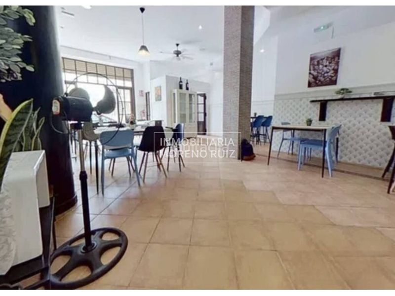Foto a1d27a2c-e5c3-46e3-9578-df754cf6cae1. Local comercial a Campello Playa Campello (el)