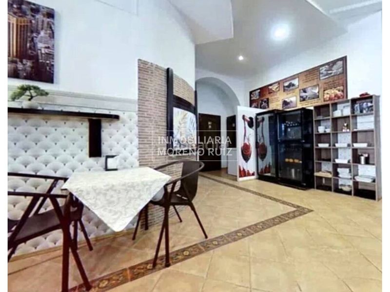 Foto cdacc680-4283-46af-a3f3-136e687b070a. Local comercial a Campello Playa Campello (el)