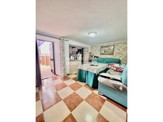Casa  Puerta córdoba. Casa muy espaciosa y funcional.