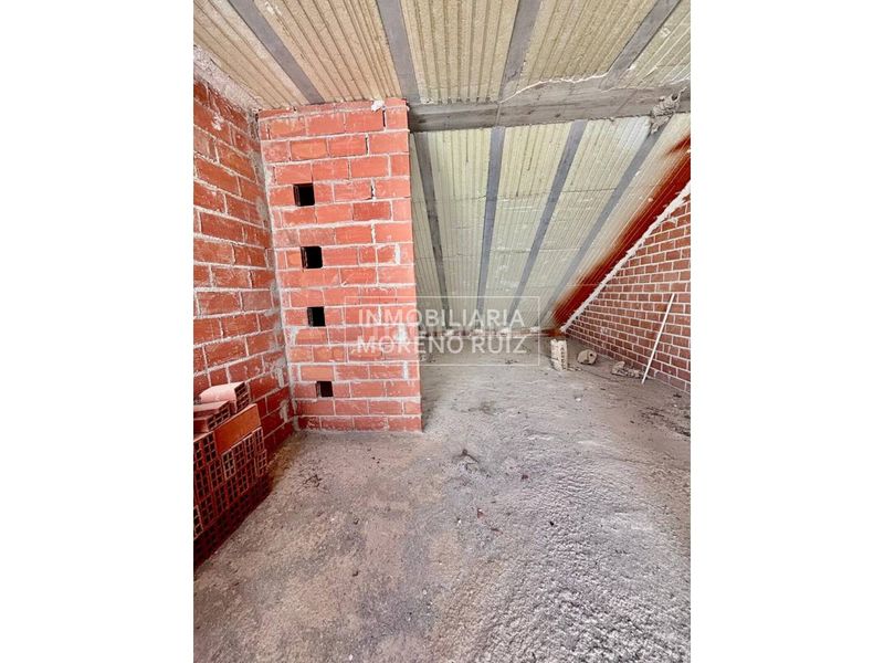 Foto e036b657-b584-4a5f-9a0e-0ee7b0e652bd. Casa a Baena