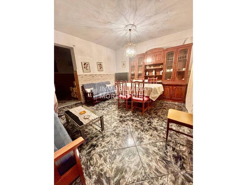 Foto 43ff81a4-99d5-4189-b02b-fe1ccf3c20f1. House in Luque