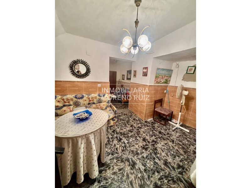 Foto 62bb299a-0c63-4d70-a554-10f4da333534. House in Luque