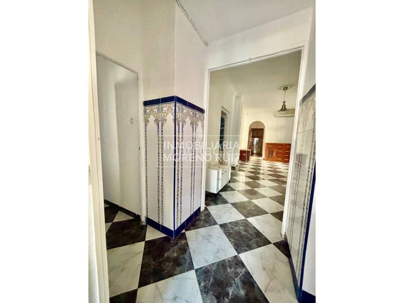 Foto 6ac94a8d-f0fc-46bd-a1c4-59e81716663d. Casa in Baena