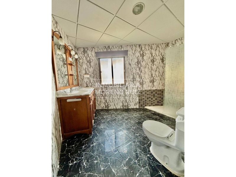 Foto c3fc5fdb-a0cd-4f7c-b359-57cb20331574. Casa in Baena