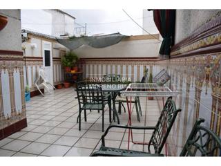 Casa a Baena. Casa muy comoda y funcional y gran patio.