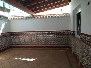 Casa a Baena. Se vende casa reformada cerca del nuevo mercadona