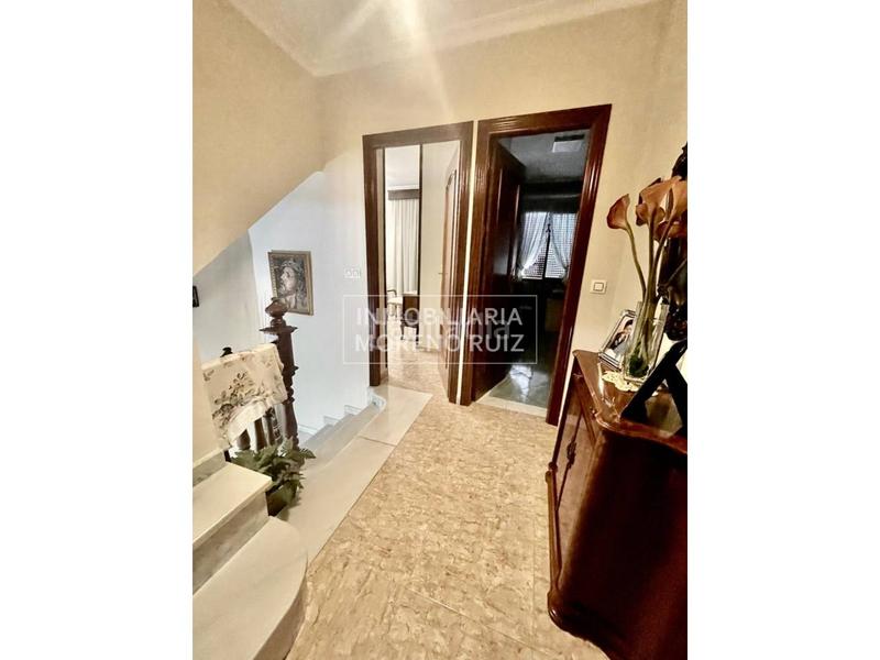 Foto de8f1ab7-16d4-49e4-8b92-948493743622. Casa amplia casa con posibilidad de cochera. en Baena