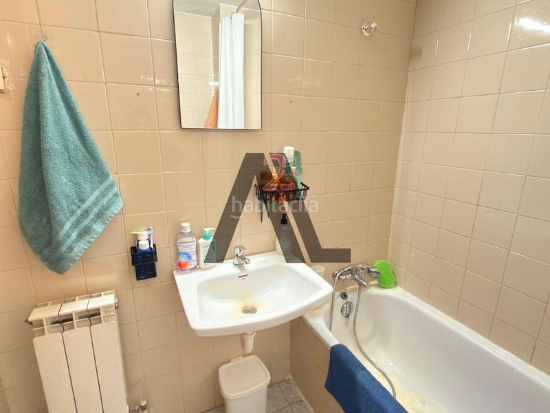 Foto e47f2bab-936f-472f-a3da-21a86917258b. Etagenwohnung mit heizung in Costillares Madrid