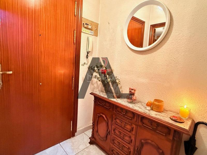 Foto f5df04de-78c2-492c-9d5f-4918edc61222. Etagenwohnung mit heizung in Costillares Madrid