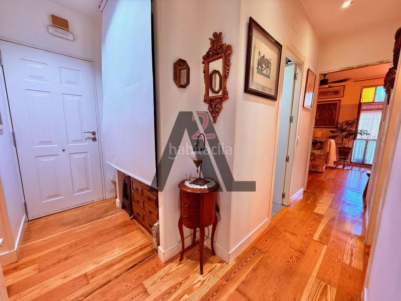 Foto ab43d762-680c-42b2-9d6f-54ff5283d2b4. Piso  con local y sotano en venta zona tres olivosfuencarral en Madrid