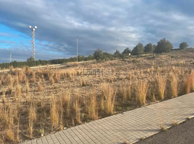 Foto 00eb3e90-29b5-4731-9557-940abea95645. Wohngrundstück in Montroy