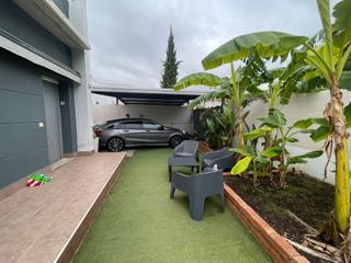 Casa aparellada a Monserrat. Tu nuevo hogar te esta esperando en montserrat (valencia).