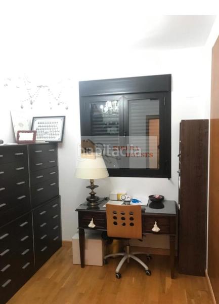 Foto a37eeced-54be-4930-bec0-e832ee5c1e22. Pis amb calefacció aparcament piscina a Parc Central Torrent