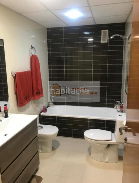 Foto e1e8ca91-8c1d-4ad2-ae00-0b288423fd5c. Pis amb calefacció aparcament piscina a Parc Central Torrent