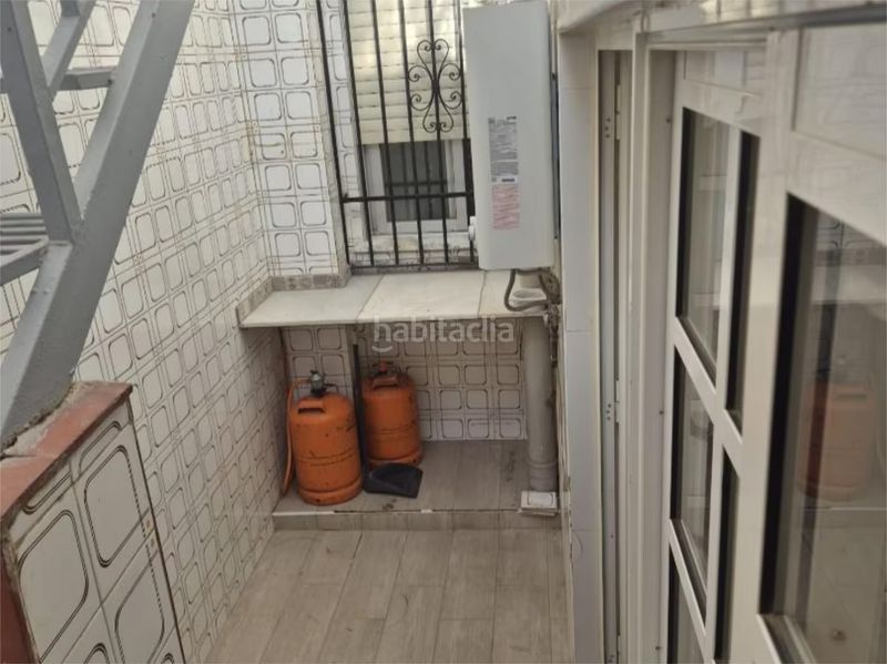 Foto 2533d7d1-b814-4975-b036-8ba90a295651. Casa adossada a Aldaia