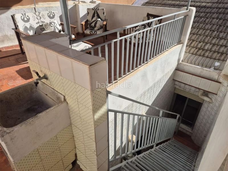 Foto cf6bddb6-a129-4252-938b-000ccf469ad6. Casa adossada a Aldaia