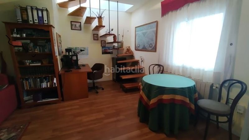 Foto 0cbeb602-ad6d-4bf4-80dd-75fb16046ea3. Xalet amb xemeneia calefacció aparcament piscina a Picassent