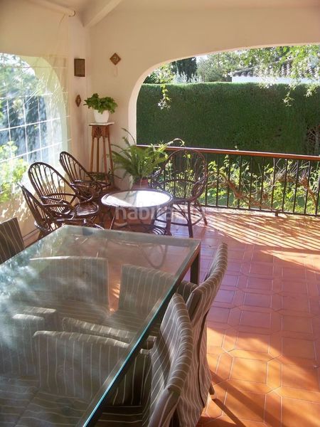 Foto 5d090793-0756-49c9-b826-c1ec85fd259b. Xalet amb xemeneia calefacció aparcament piscina a Picassent