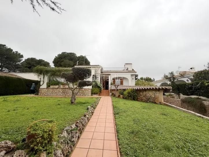 Foto bd52c9d8-62f0-4ce4-ad2b-99fbc1e2682d. Xalet amb xemeneia calefacció aparcament piscina a Picassent