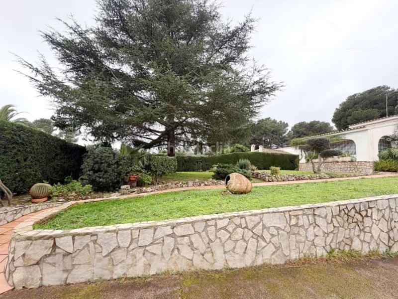 Foto f9cfc698-f6bf-4c06-8c37-8b5bc39deea8. Xalet amb xemeneia calefacció aparcament piscina a Picassent