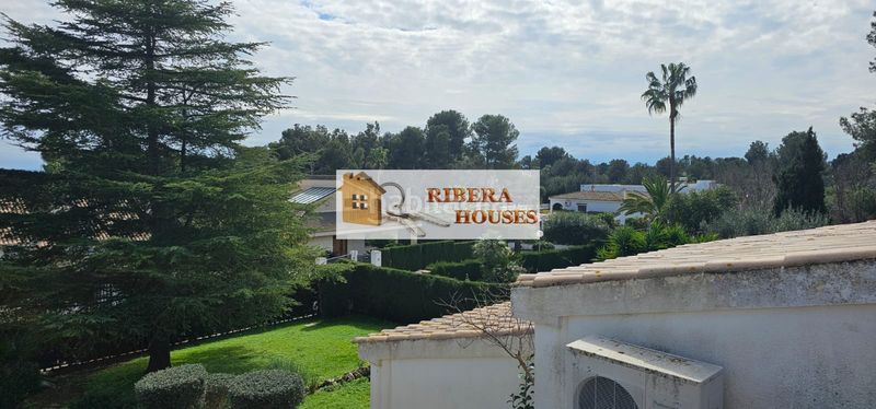 Foto fa589283-8942-4156-86b1-42697add1ddb. Xalet amb xemeneia calefacció aparcament piscina a Picassent