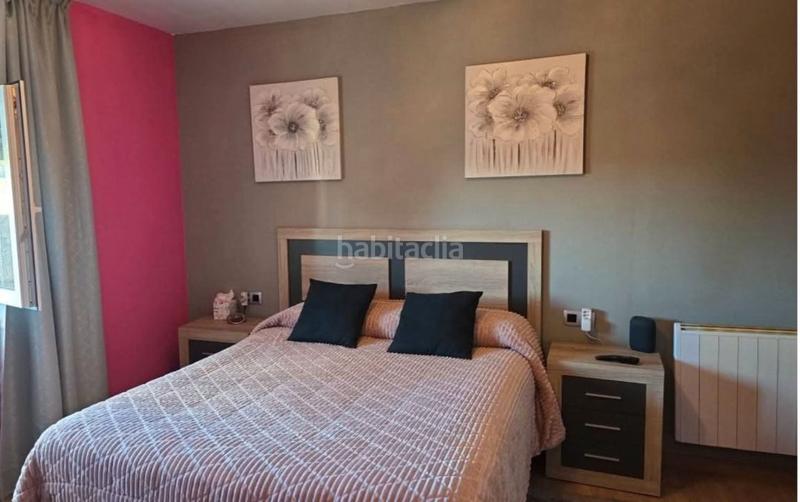 Foto afe9ddcc-ba67-4dbe-9d21-04658d242556. Chalet casa en venta en Maianca Oleiros