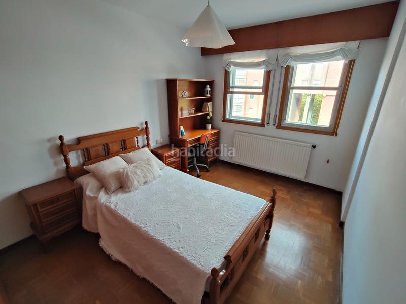Foto 205a7675-b426-443b-85d0-0c4b5b1a7c15. Location appartement avec chauffage dans Someso - Matogrande Coruña (A)