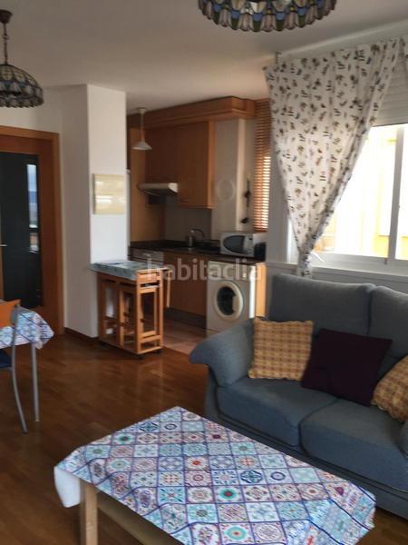 Foto 97f8ec4f-141d-41e6-a616-83a0c0ceb5e0. Alquiler piso alquiler temporada disponible de septiembre a junio en Coruña (A)