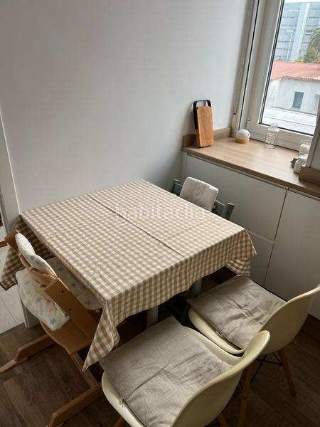 Foto f636a975-9116-4659-b3e4-a0f09de0fc9e. Location appartement avec chauffage parking dans Someso - Matogrande Coruña (A)