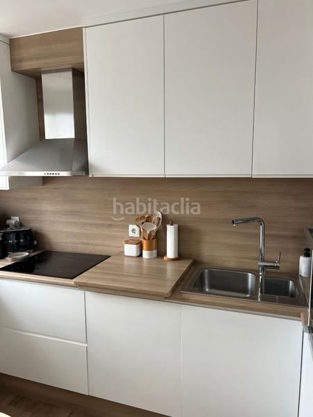 Foto fc3f3a2b-3287-4fed-8ce7-ed443b819b31. Location appartement avec chauffage parking dans Someso - Matogrande Coruña (A)