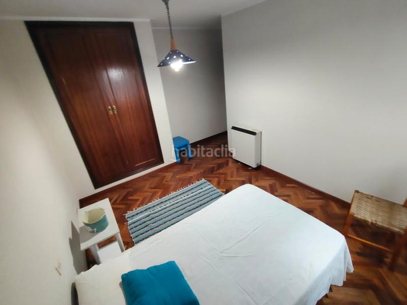Foto 123ddd5f-8ff4-4541-968c-b53376a819de. Location appartement avec chauffage parking dans Riazor - Visma Coruña (A)