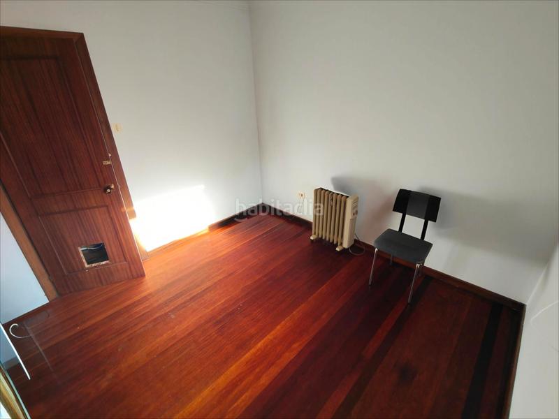 Foto 334a18b4-8580-464d-9b54-a7b3a0e96dd2. Pis amb calefacció aparcament a Cariño